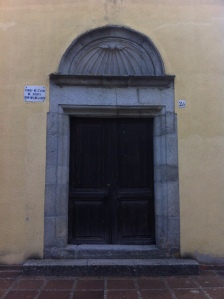 Porta principal de Sant Joan de Sanata